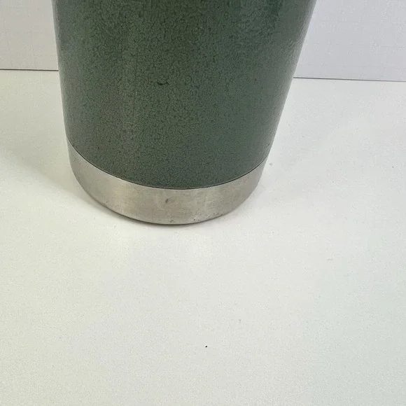 Stanley 25 oz Classic Vacuum Bottle Green Hammertone Thermos Insulated - Picture 8 of 14